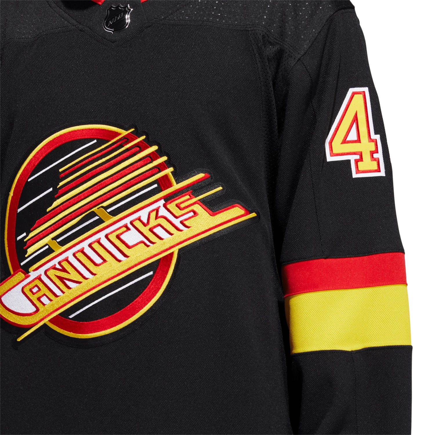 Vancouver Canucks Skate Adidas PrimeGreen Senior Jersey - Elias Pettersson 8 Vancouver Canucks Skate Adidas PrimeGreen Senior Jersey - Elias Pettersson - Image 6