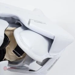 Bauer GSX Intermediate Goalie Blocker S20 -Baue Hockey Shop bauer blockers bauer gsx intermediate goalie blocker 14463773114434