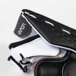 Bauer Vapor 2X Senior Goalie Blocker -Baue Hockey Shop bauer blockers bauer vapor 2x senior goalie blocker 5427547406402