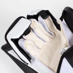 Bauer Vapor 2X Senior Goalie Blocker -Baue Hockey Shop bauer blockers bauer vapor 2x senior goalie blocker 5427547996226