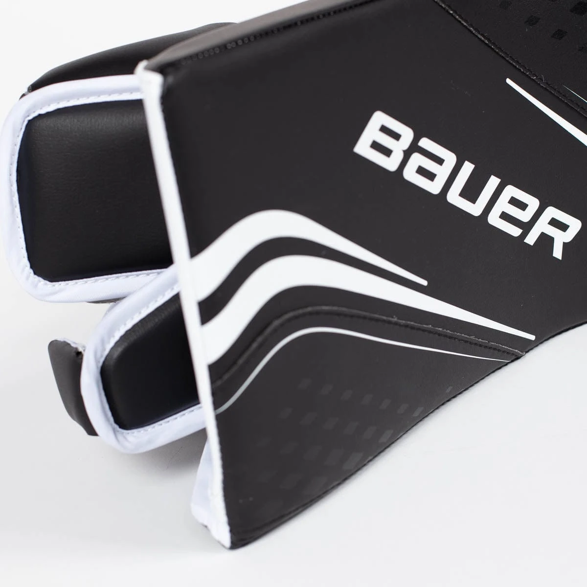 Bauer Vapor X2.7 Senior Goalie Blocker 5 Bauer Vapor X2.7 Senior Goalie Blocker - Image 3