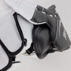 Bauer Vapor X5 Pro Intermediate Goalie Blocker -Baue Hockey Shop bauer blockers bauer vapor x5 pro intermediate goalie blocker 30441016197186