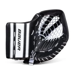 Bauer GSX Intermediate Goalie Catcher S20 -Baue Hockey Shop bauer catchers bauer gsx intermediate goalie catcher black regular 28743621771330