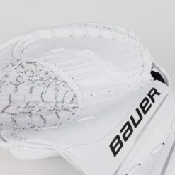 Bauer GSX Junior Goalie Catcher S23 -Baue Hockey Shop bauer catchers bauer gsx junior goalie catcher s23 30444923748418