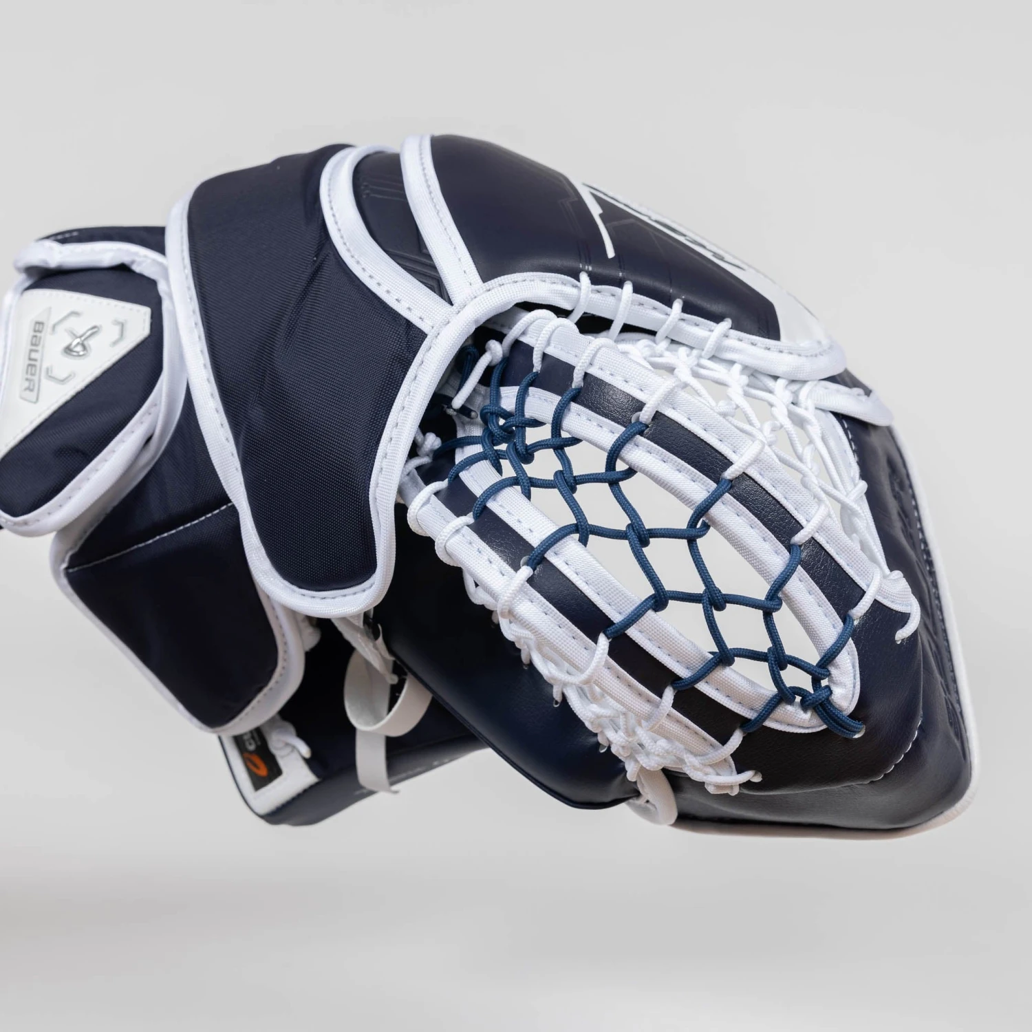 Bauer Supreme M5 Pro Senior Goalie Catcher 5 Bauer Supreme M5 Pro Senior Goalie Catcher - Image 3