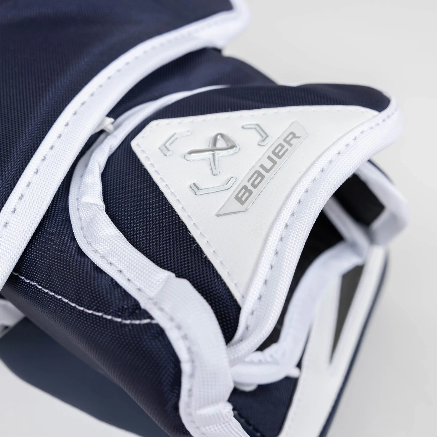 Bauer Supreme M5 Pro Senior Goalie Catcher 10 Bauer Supreme M5 Pro Senior Goalie Catcher - Image 8