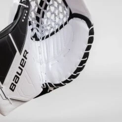 Bauer Supreme Mach Senior Goalie Catcher -Baue Hockey Shop bauer catchers bauer supreme mach senior goalie catcher 29034409656386