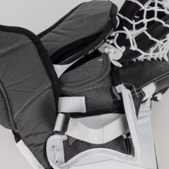 Bauer Vapor X5 Pro Intermediate Goalie Catcher -Baue Hockey Shop bauer catchers bauer vapor x5 pro intermediate goalie catcher 30441022455874