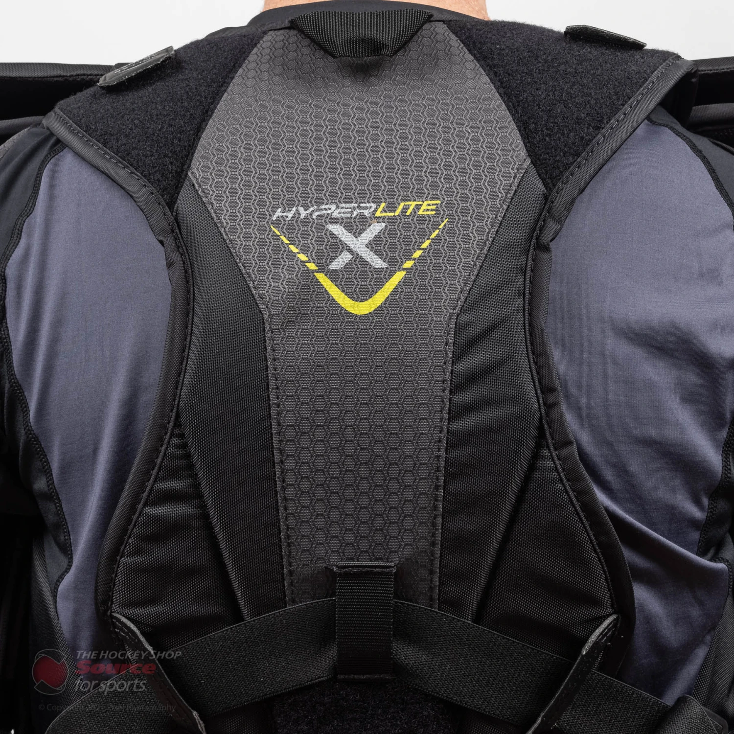 Bauer Vapor HyperLite Senior Chest & Arm Protector - Black 15 Bauer Vapor HyperLite Senior Chest & Arm Protector - Black - Image 13