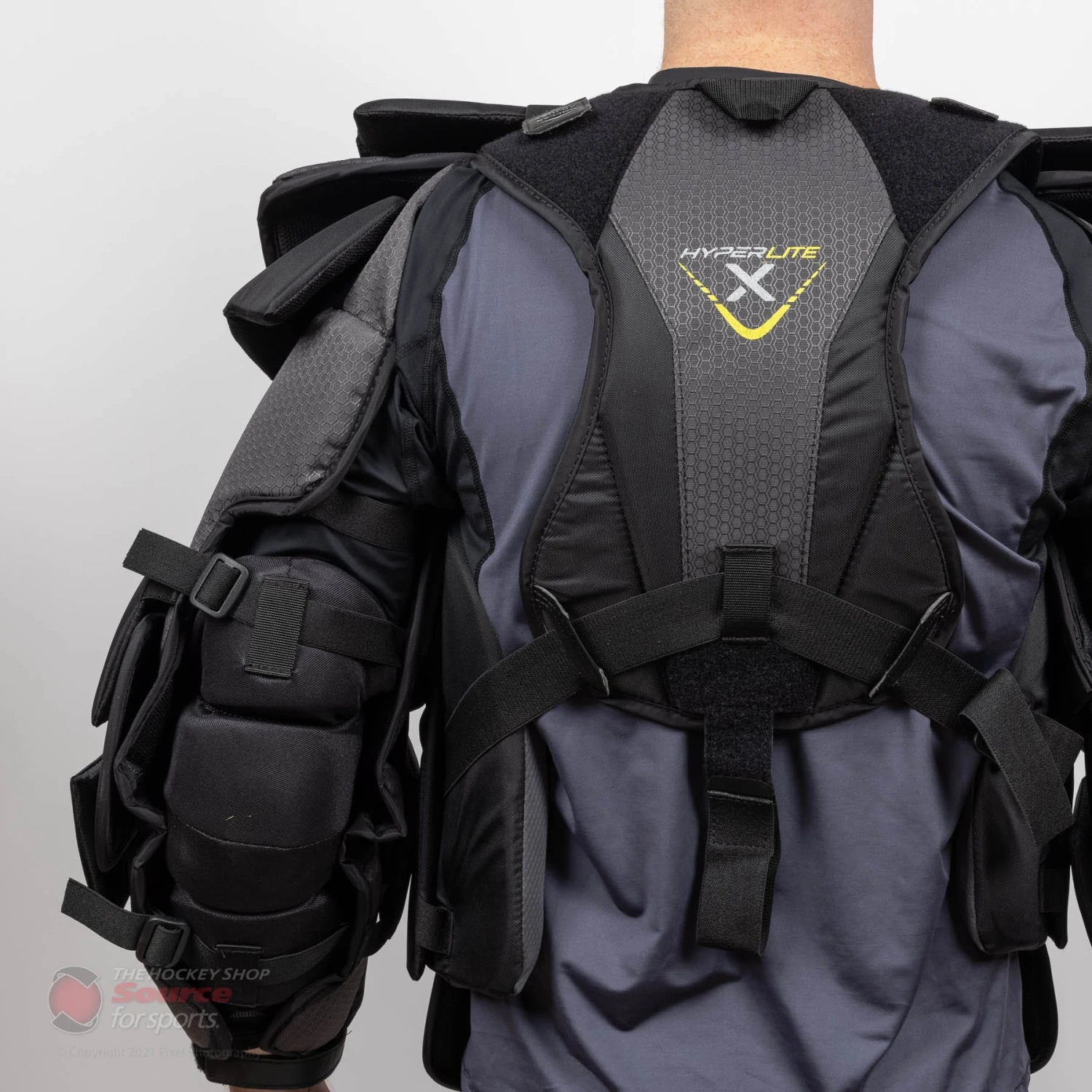 Bauer Vapor HyperLite Senior Chest & Arm Protector - Black 14 Bauer Vapor HyperLite Senior Chest & Arm Protector - Black - Image 12