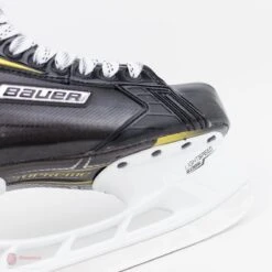 Bauer Supreme 2S Junior Hockey Skates -Baue Hockey Shop bauer hockey skates bauer supreme 2s junior hockey skates 4566207496258