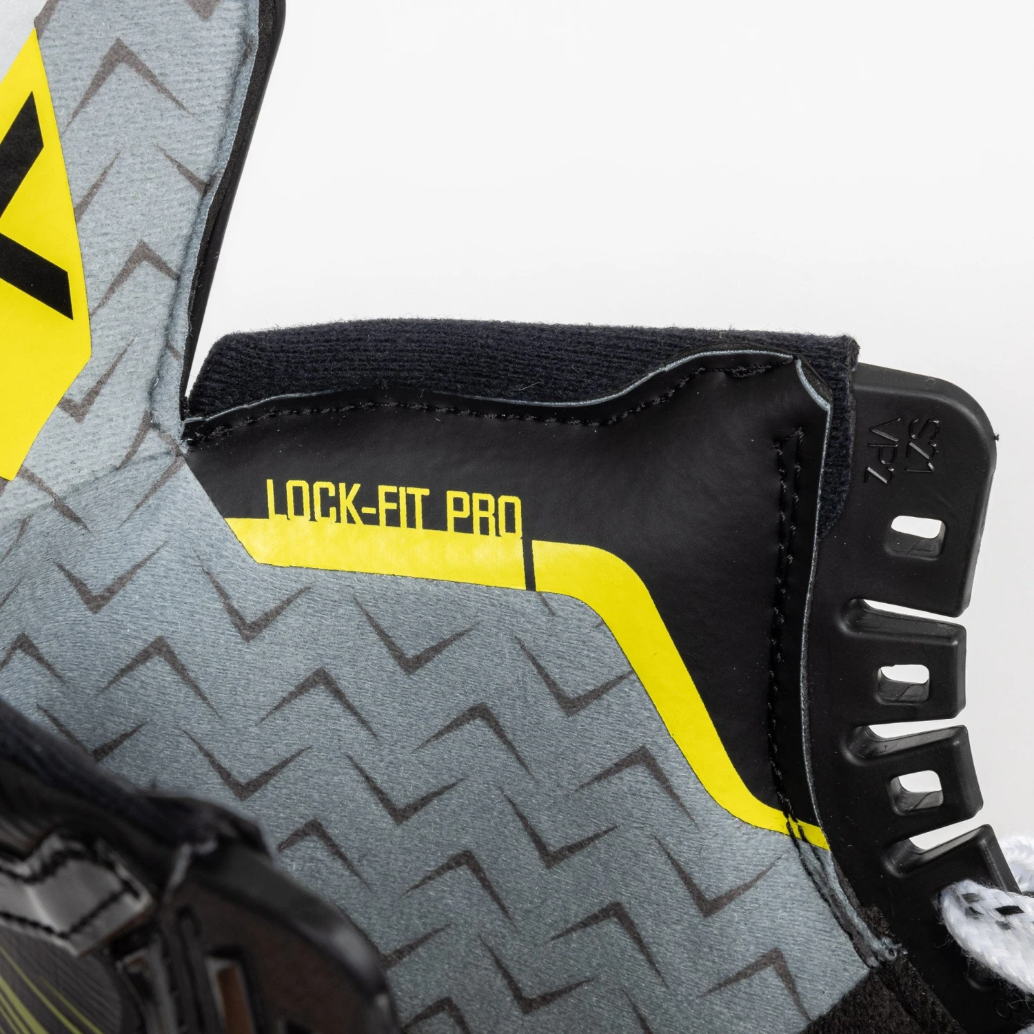 Bauer Vapor HyperLite 2 Intermediate Hockey Skates 19 Bauer Vapor HyperLite 2 Intermediate Hockey Skates - Image 17