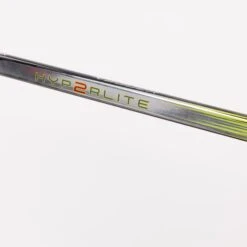 Bauer Vapor HyperLite 2 Junior Hockey Stick - 30 Flex -Baue Hockey Shop bauer hockey sticks bauer vapor hyperlite2 junior hockey stick 30 flex 30560502775874