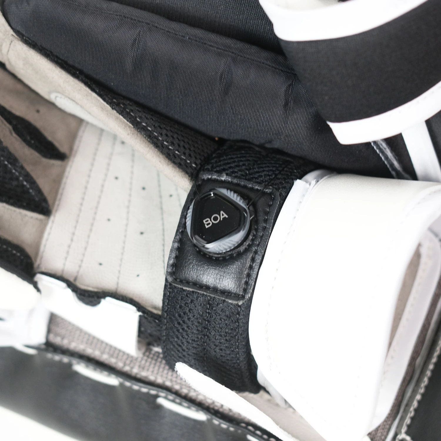 Brian's OPTik 3 Senior Goalie Blocker 9 Brian's OPTik 3 Senior Goalie Blocker - Image 7