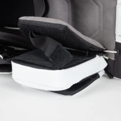 Brian's G-NETik X5 Junior Goalie Leg Pads -Baue Hockey Shop brian s leg pads brian s g netik x5 junior goalie leg pads 29086601838658