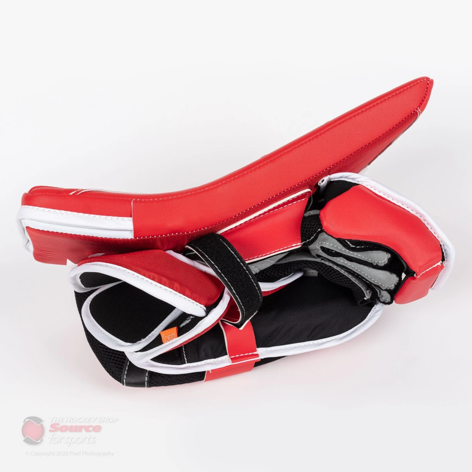 CCM Axis A1.9 Intermediate Goalie Blocker - Source Exclusive 15 CCM Axis A1.9 Intermediate Goalie Blocker - Source Exclusive - Image 13