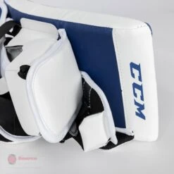 CCM Extreme Flex E5.5 Junior Goalie Blocker -Baue Hockey Shop ccm blockers ccm extreme flex e5 5 junior goalie blocker 27988469186626