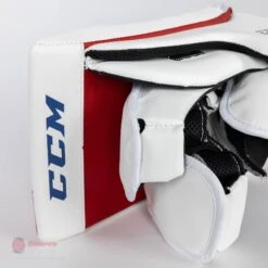 CCM Extreme Flex E5.5 Senior Goalie Blocker -Baue Hockey Shop ccm blockers ccm extreme flex e5 5 senior goalie blocker 27988471119938