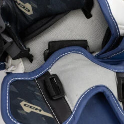 CCM Axis 2.5 Junior Goalie Catcher 35 CCM Axis 2.5 Junior Goalie Catcher -Baue Hockey Shop ccm catchers ccm axis 2 5 junior goalie catcher 29106110857282