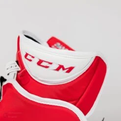 CCM Extreme Flex 4 Pro Senior Goalie Catcher -Baue Hockey Shop ccm catchers ccm extreme flex 4 pro senior goalie catcher 5314630582338