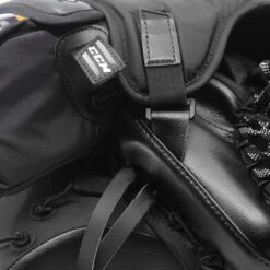 CCM Extreme Flex 5 Senior Goalie Catcher - 580 Break Angle -Baue Hockey Shop ccm catchers ccm extreme flex 5 senior goalie catcher 580 break angle 28808150614082