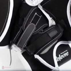 CCM Extreme Flex E4.5 Junior Goalie Catcher - Source Exclusive -Baue Hockey Shop ccm catchers ccm extreme flex e4 5 junior goalie catcher source exclusive 5323873681474