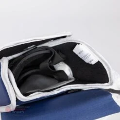 CCM Extreme Flex E5.5 Junior Goalie Catcher -Baue Hockey Shop ccm catchers ccm extreme flex e5 5 junior goalie catcher 27972557307970