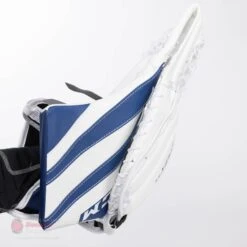 CCM Extreme Flex E5.5 Junior Goalie Catcher -Baue Hockey Shop ccm catchers ccm extreme flex e5 5 junior goalie catcher 27972557439042