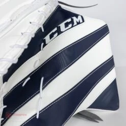 CCM Extreme Flex E5.9 Intermediate Goalie Catcher 23 CCM Extreme Flex E5.9 Intermediate Goalie Catcher -Baue Hockey Shop ccm catchers ccm extreme flex e5 9 intermediate goalie catcher 27988516634690