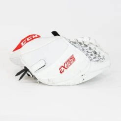 CCM Extreme Flex 3 Pro Intermediate Goalie Catcher - Demo -Baue Hockey Shop ccm catchers demo ccm extreme flex 3 pro intermediate goalie catcher demo montreal canadiens full right 15169513685058