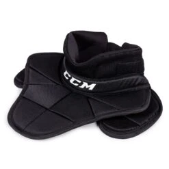 CCM 900 Senior Goalie Neck Guard