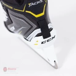 CCM Tacks 9060 Junior Goalie Skates -Baue Hockey Shop ccm goalie skates ccm tacks 9060 junior goalie skates 4565982969922