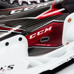 CCM Jetspeed FT2 Junior Hockey Skates -Baue Hockey Shop ccm hockey skates ccm jetspeed ft2 junior hockey skates 4918308143170