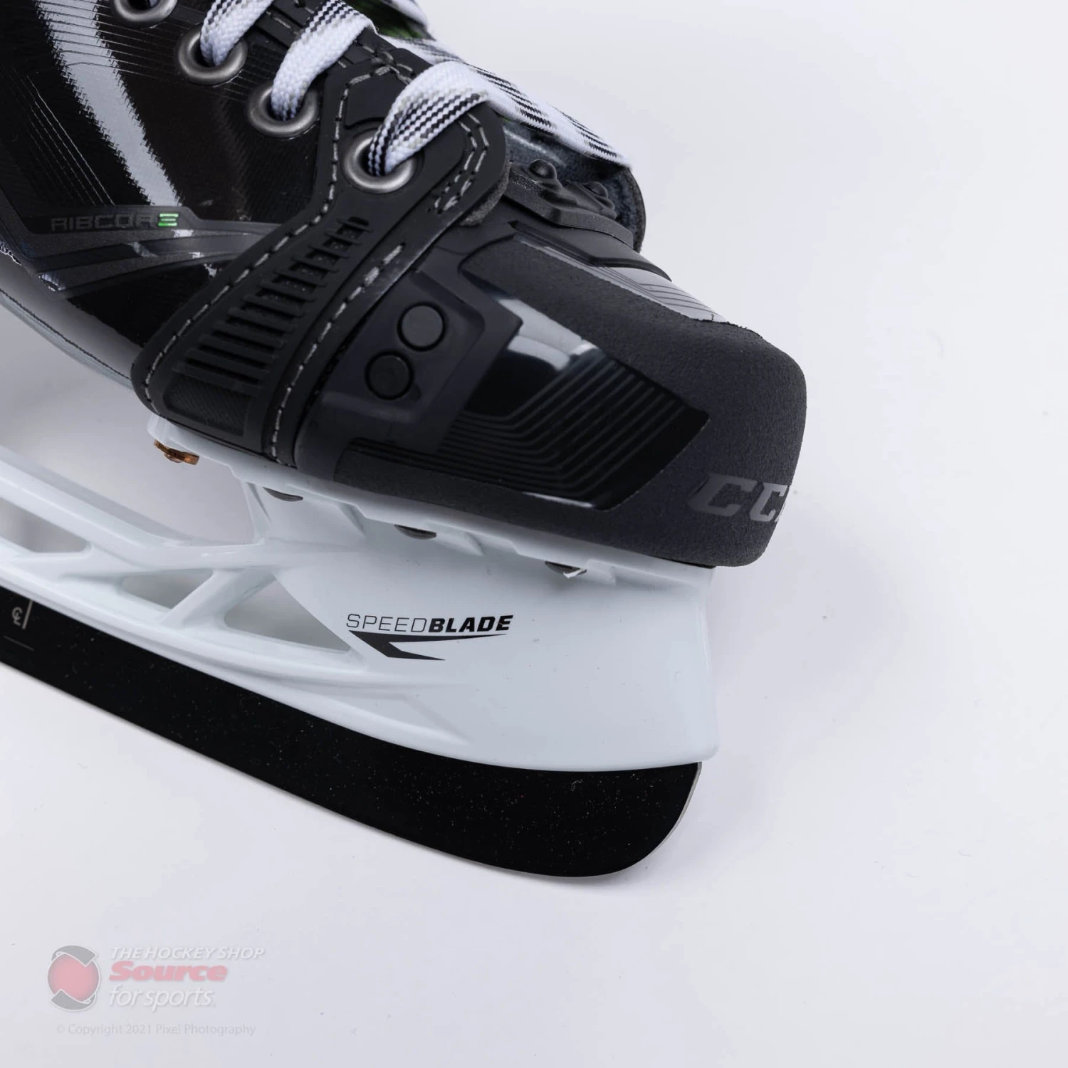 CCM RIBCOR 100K Pro Intermediate Hockey Skates 6 CCM RIBCOR 100K Pro Intermediate Hockey Skates - Image 4