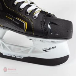 CCM Super Tacks Vector Plus Junior Hockey Skates (2020) -Baue Hockey Shop ccm hockey skates ccm super tacks vector plus junior hockey skates 2020 14781857333314