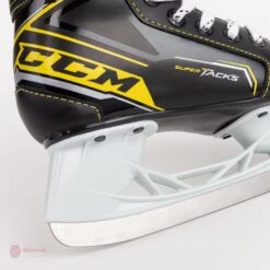 CCM Super Tacks Vector Premier Youth Hockey Skates -Baue Hockey Shop ccm hockey skates ccm super tacks vector premier youth hockey skates 14186530963522