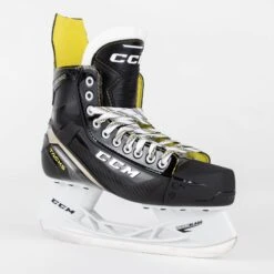 CCM Tacks AS560 Senior Hockey Skates -Baue Hockey Shop ccm hockey skates ccm tacks as560 senior hockey skates 29106040078402