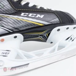 CCM Tacks Vector Junior Skates (2018) 28 CCM Tacks Vector Junior Skates (2018) -Baue Hockey Shop ccm hockey skates ccm tacks vector junior skates 2018 4566185869378
