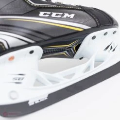 CCM Tacks Vector Plus Junior Hockey Skates (2018) -Baue Hockey Shop ccm hockey skates ccm tacks vector plus junior hockey skates 2018 4566184951874