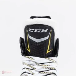 CCM Tacks Vector Plus Junior Hockey Skates (2018) -Baue Hockey Shop ccm hockey skates ccm tacks vector plus junior hockey skates 2018 4566185050178