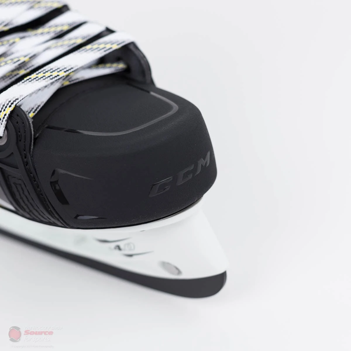 CCM Tacks Vector Pro Senior Hockey Skates (2018) 7 CCM Tacks Vector Pro Senior Hockey Skates (2018) - Image 5