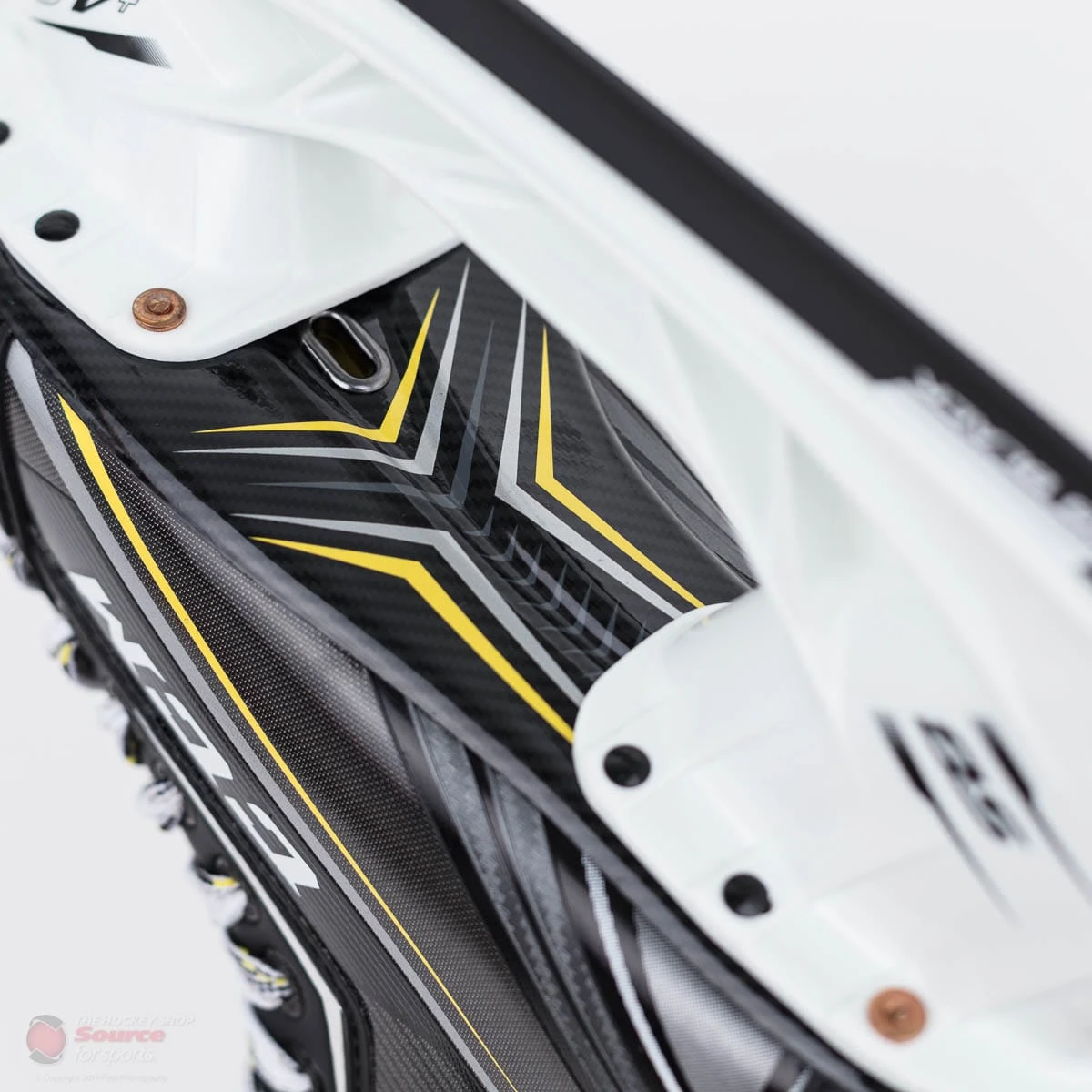CCM Tacks Vector Pro Senior Hockey Skates (2018) 12 CCM Tacks Vector Pro Senior Hockey Skates (2018) - Image 10