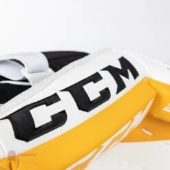 CCM Extreme Flex E5.9 Senior Goalie Leg Pads -Baue Hockey Shop ccm leg pads ccm extreme flex e5 9 senior goalie leg pads 27988495368258
