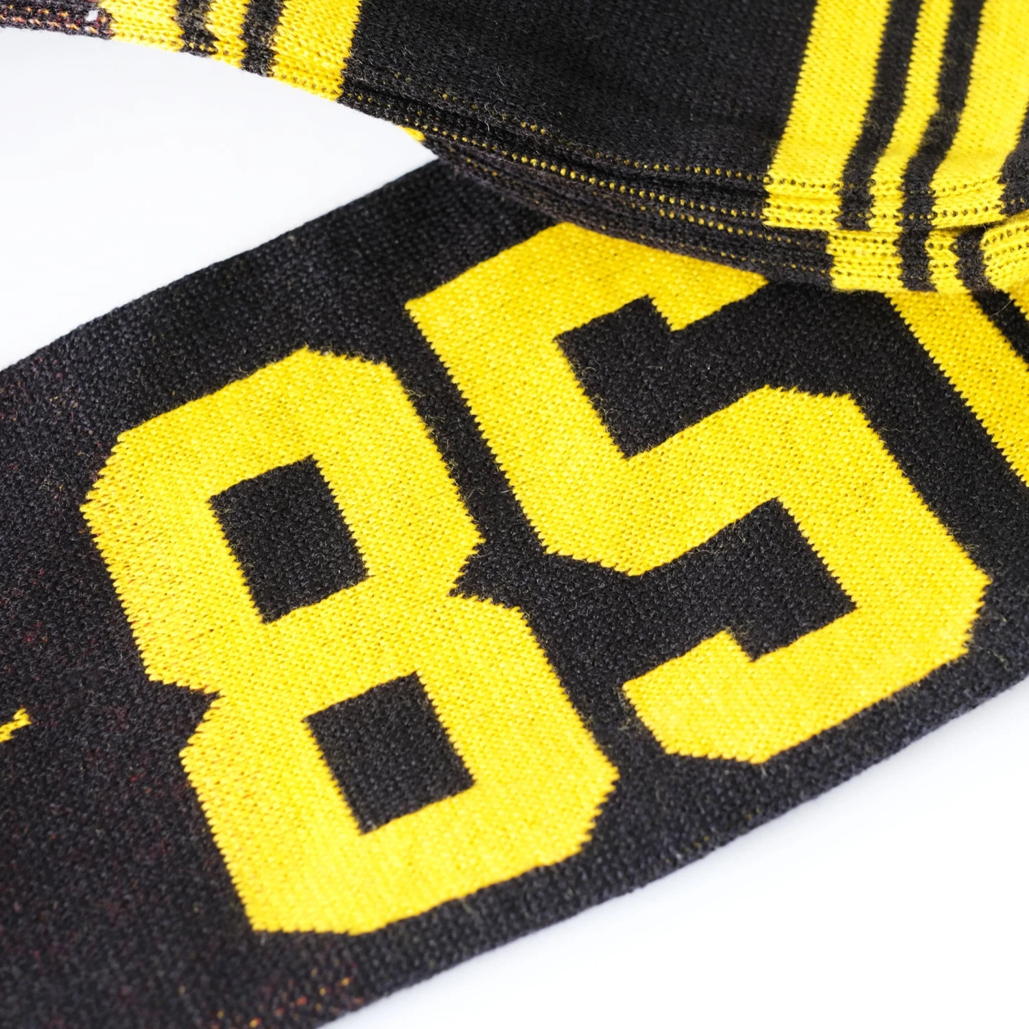 Forever Collectables Big Logo Scarf - Canucks Skate Third 4 Forever Collectables Big Logo Scarf - Canucks Skate Third - Image 2