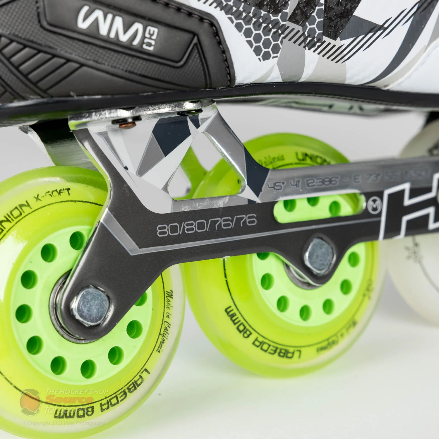 Mission Inhaler WM03 Junior Roller Hockey Skates 5 Mission Inhaler WM03 Junior Roller Hockey Skates - Image 3