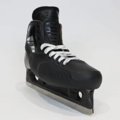 TRUE Senior One Piece Goalie Skates - Pro Stock - Beige Liner - Size 11 -Baue Hockey Shop true goalie skates true senior one piece goalie skates pro stock beige liner size 11 11 15189156692034