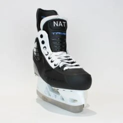 TRUE Player Junior Hockey Skates - Pro Stock - VH Holder - White Side - "NAT" - Size 5 -Baue Hockey Shop true hockey skates true player junior hockey skates pro stock vh holder white side nat size 5 5 r standard 15186595741762
