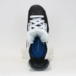 TRUE Player Junior Hockey Skates - Pro Stock - VH Holder - White Side - "NAT" - Size 5 -Baue Hockey Shop true hockey skates true player junior hockey skates pro stock vh holder white side nat size 5 5 r standard 15186595807298