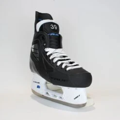 TRUE Player Senior Hockey Skates - Pro Stock - Shift Holder - "39" - Size 6 -Baue Hockey Shop true hockey skates true player senior hockey skates pro stock shift holder 39 size 6 6 r standard 15187096961090