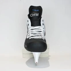 TRUE Player Senior Hockey Skates - Pro Stock - Shift Holder - White Side - "CHW" - Size 7 -Baue Hockey Shop true hockey skates true player senior hockey skates pro stock shift holder white side chw size 7 7 r standard 15187116425282